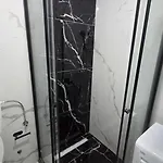 شقة The Royal View 2 *