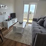 The Royal View 2 شقة