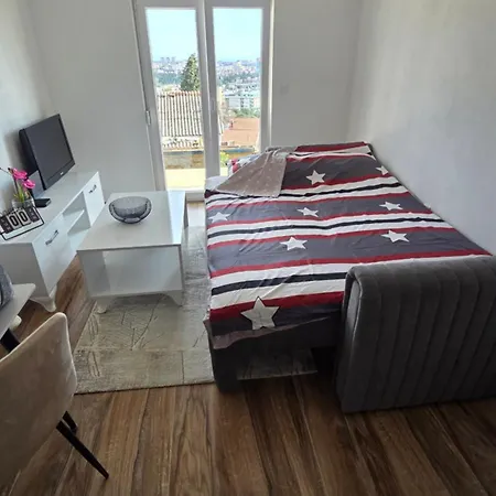The Royal View 2 Apartment *