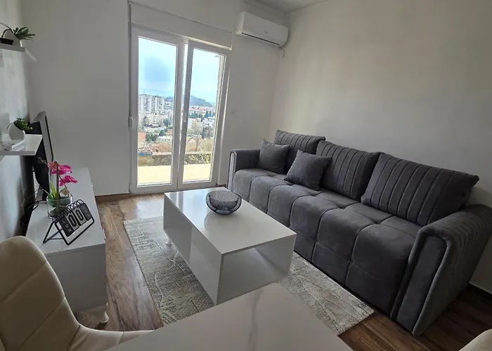 The Royal View 2 Apartment Podgorica