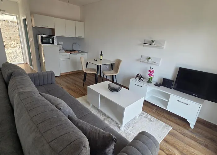 The Royal View 2 Apartment *